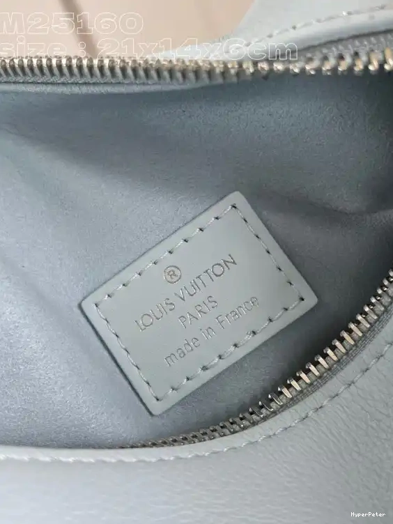Trunk Side PM-21*14*6CM LOUIS VUITTON 0517